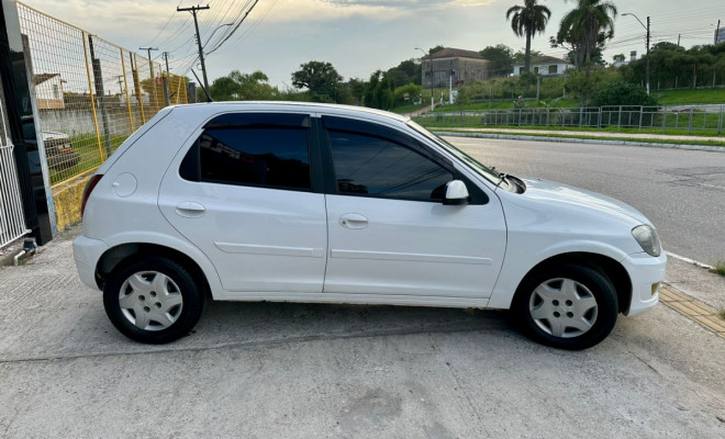 GM Celta LT 1.0 Flex - 2015-1