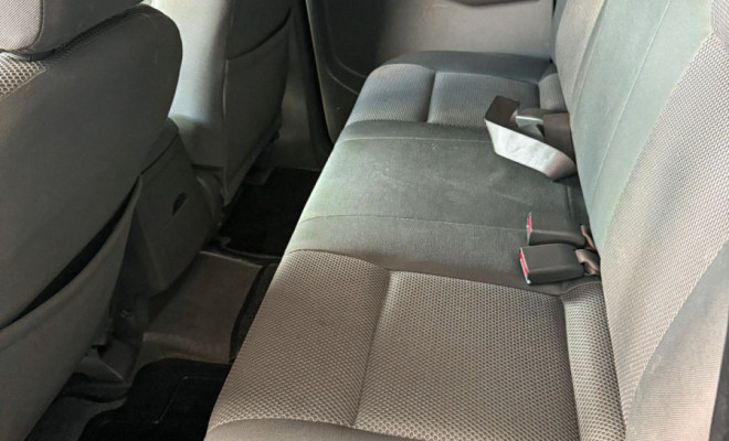 Nissan Frontier SE/SE Strik CD 4x4 2.5 TB Dies. 2011 Diesel-4