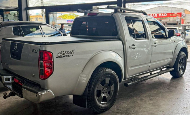 Nissan Frontier SE/SE Strik CD 4x4 2.5 TB Dies. 2011 Diesel-5