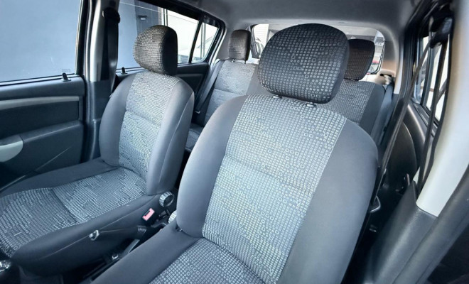 Renault SANDERO Expression Hi-Flex 1.6 8V 5p 2009 Flex-8