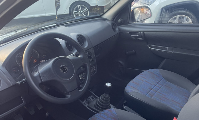 Celta Spirit 1.0 MPFI 8V FlexPower 3p 2010-4