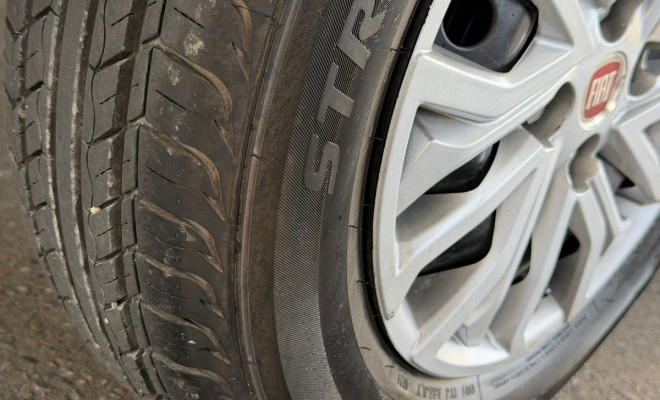 Fiat Palio ELX 1.0 Fire/30 Anos F. Flex 8V 4p 2009 Flex-8