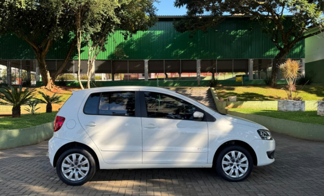 VW - VolksWagen Fox 1.6 Mi Total Flex 8V 5p 2013 Flex-10