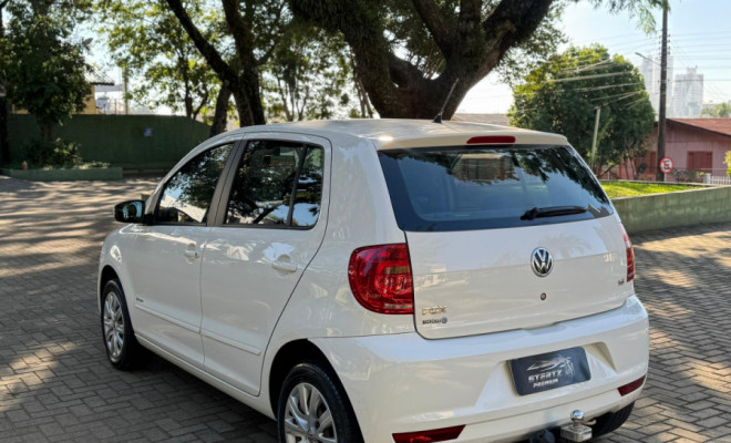 VW - VolksWagen Fox 1.6 Mi Total Flex 8V 5p 2013 Flex-12