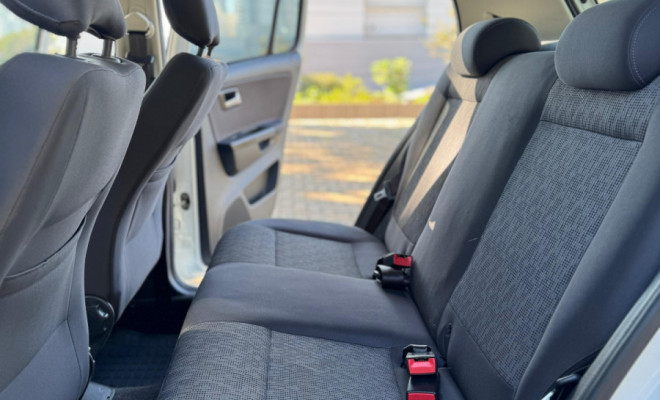 VW - VolksWagen Fox 1.6 Mi Total Flex 8V 5p 2013 Flex-9