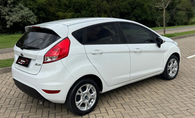 Ford Fiesta 1.6 16V Flex Aut. 5p 2014 Flex-4