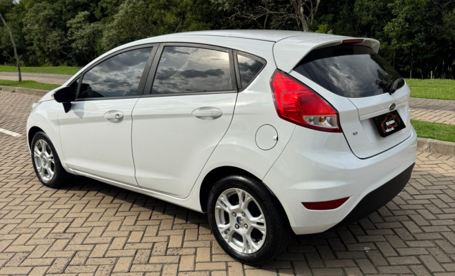 Ford Fiesta 1.6 16V Flex Aut. 5p 2014 Flex-1