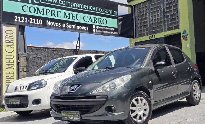 Peugeot 207 XR 1.4 Flex 8V 5p 2010 Flex