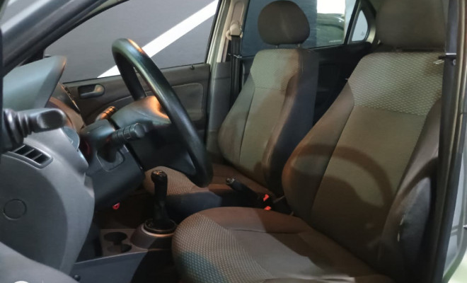 VW - VolksWagen Gol City (Trend)/Titan 1.0 T. Flex 8V 4p 2012 Flex-2