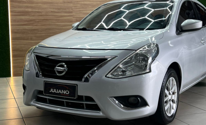 Nissan VERSA SL 1.6 16V Flex Fuel 4p Mec. 2016 Flex-10
