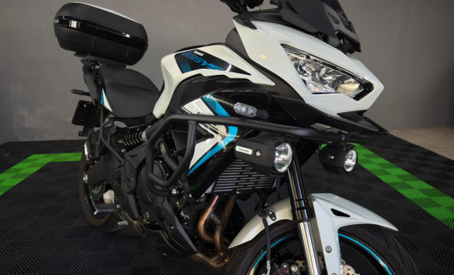 KAWASAKI Versys 650cc 2025 Gasolina-3