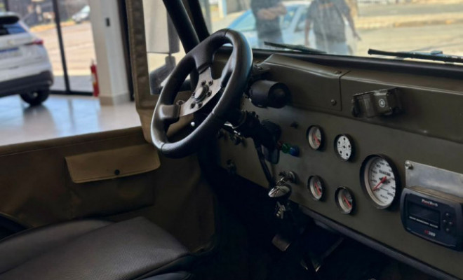 Jeep Willys Overland 1967 Gasolina-11