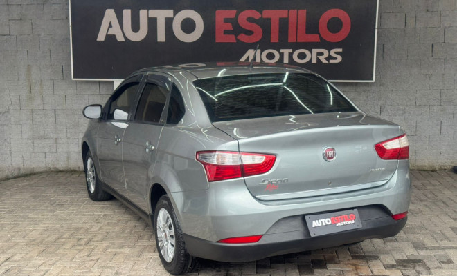 Fiat Grand Siena ATTRAC. 1.4 EVO F.Flex 8V 2013 Flex-1