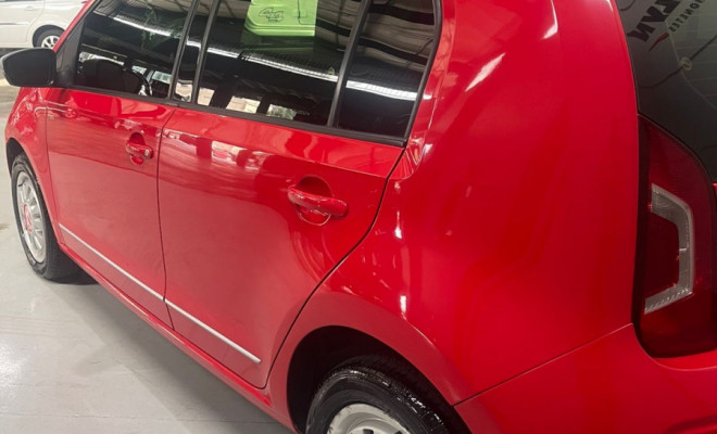 VW - VolksWagen up! black/white/red I MOTION 1.0 Flex 5p 2015 Flex-4