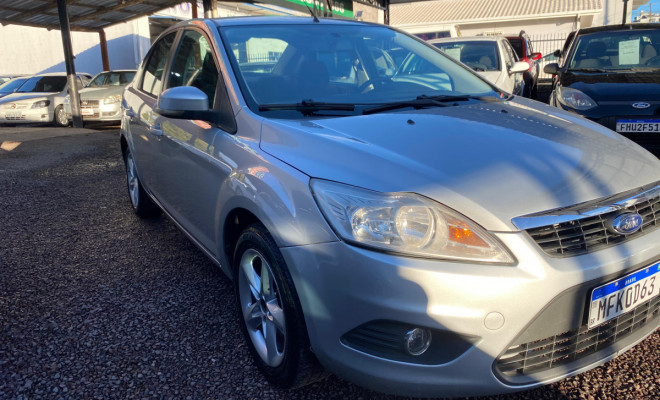 Ford Focus 2.0 16V/SE/SE Plus Flex 5p Aut. 2009 Flex-1