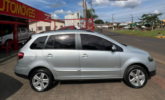 VW - VolksWagen SPACEFOX 1.6/ 1.6 Trend Total Flex 8V 5p 2010 Flex-4