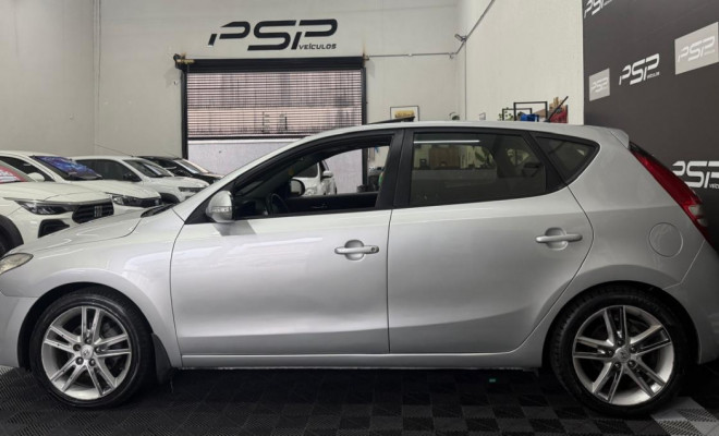 Hyundai i30 2.0 16V 145cv 5p Aut. 2010 Gasolina-0