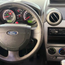 Ford Fiesta Sedan SE 1.6 Flex 2014-4