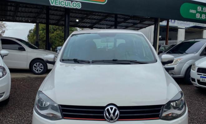 VW - VolksWagen Fox 1.0 Mi Total Flex 8V 5p 2013 Flex-3