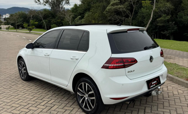 VW - VolksWagen Golf Highline 1.4 TSI 140cv Aut. 2015 Gasolina-2