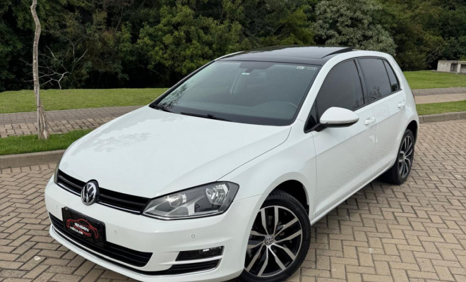 VW - VolksWagen Golf Highline 1.4 TSI 140cv Aut. 2015 Gasolina