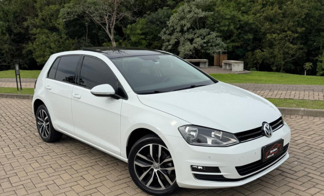 VW - VolksWagen Golf Highline 1.4 TSI 140cv Aut. 2015 Gasolina-1