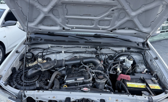 Toyota Hilux CD SRV 4x2 2.7 Flex 16V Aut. 2015 Flex-8