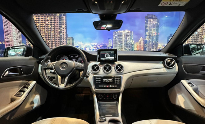 Mercedes-Benz GLA 200 Advance 1.6/1.6 TB 16V Flex Aut. 2015 Flex-4