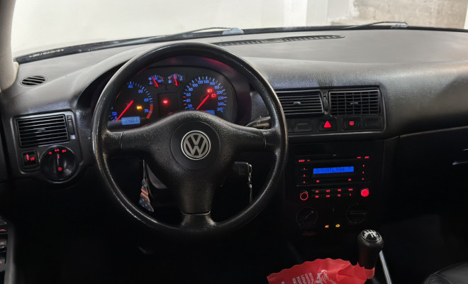 VW - VolksWagen Golf 1.6Mi/ 1.6Mi Gener./Black & Silver 2003 Gasolina-0