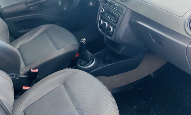 VW - VolksWagen VOYAGE COMF/Highli. 1.6 T.Flex 8V 4p 2013 Flex-5