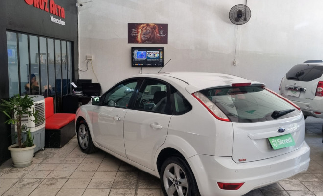 Ford Focus 1.6 S/SE/SE Plus Flex 8V/16V  5p 2012 Flex-2