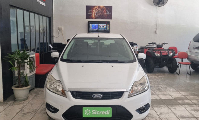 Ford Focus 1.6 S/SE/SE Plus Flex 8V/16V  5p 2012 Flex-1