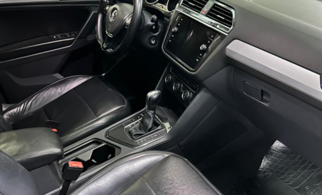 VW - VolksWagen TIGUAN Allspac 250 TSI 1.4 Flex 2018 Flex-8