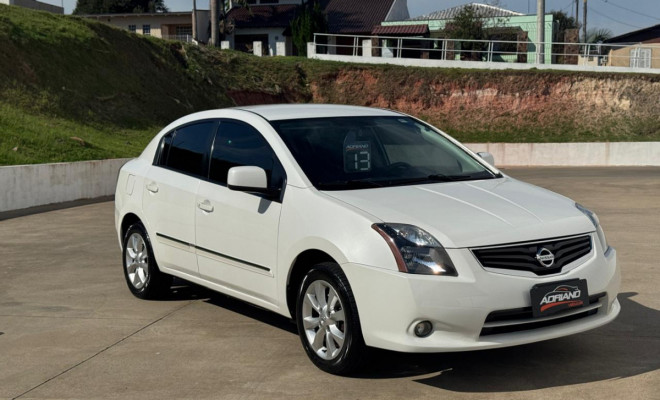 Sentra S 2.0 Aut. 2013 -- conforto, elegância e acabamento de respeito-16