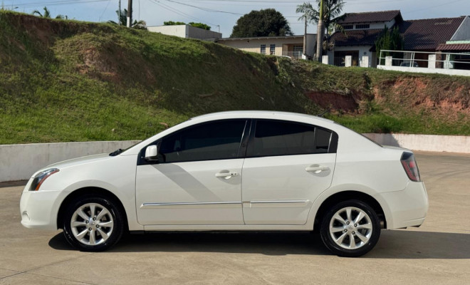 Sentra S 2.0 Aut. 2013 -- conforto, elegância e acabamento de respeito-14