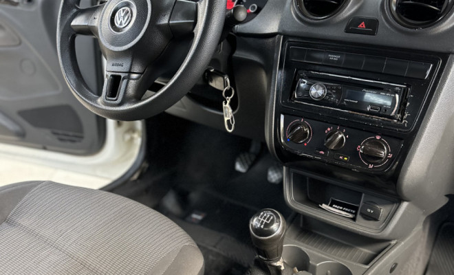VW - Saveiro 1.6 Mi Total Flex 8V 2014-5