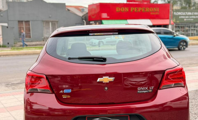 GM - Chevrolet ONIX HATCH LT 1.4 8V FlexPower 5p Mec. 2017 Flex-3