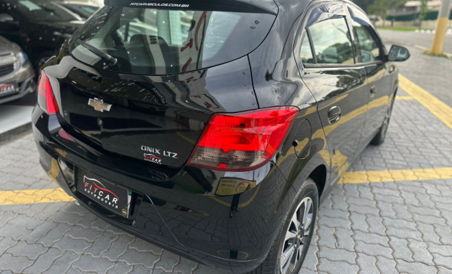 GM - Chevrolet ONIX HATCH LTZ 1.4 8V FlexPower 5p Aut. 2016 Flex-3