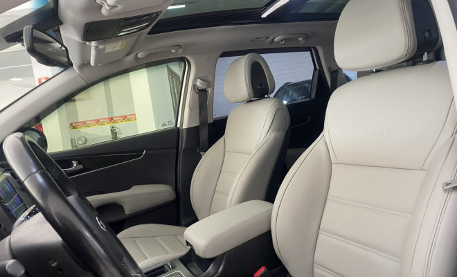 Kia Motors Sorento 3.3 C/ Teto 7Lug Aut 2016-8