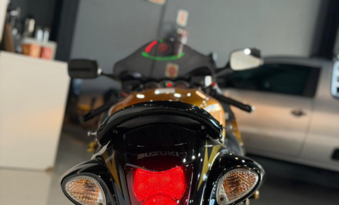 SUZUKI GSX 1300-R HAYABUSA 2011 Gasolina-15