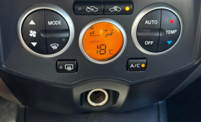 Nissan LIVINA SL 1.8 16V Flex Fuel Aut. 2013 Flex-8