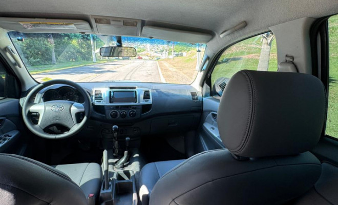 Toyota Hilux CD D4-D 4x4 3.0 TDI Dies. Mec. 2013 Flex-6