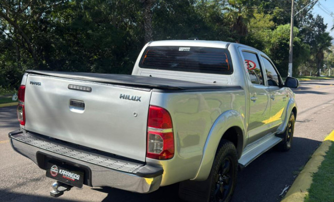 Toyota Hilux CD D4-D 4x4 3.0 TDI Dies. Mec. 2013 Flex-4