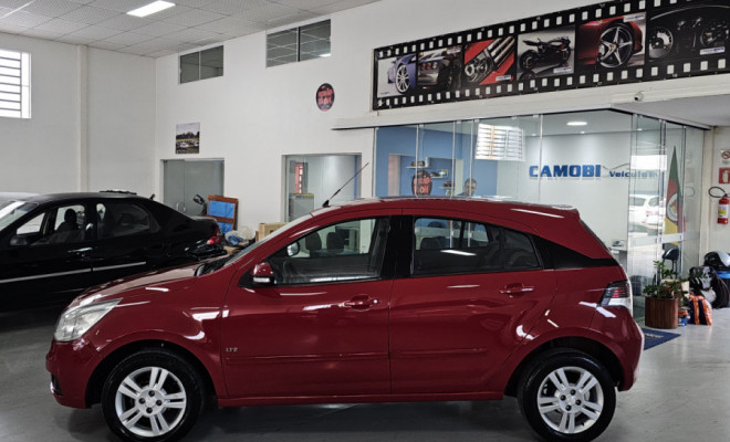 GM - Chevrolet AGILE LTZ 1.4 MPFI 8V FlexPower 5p 2011 Flex-6