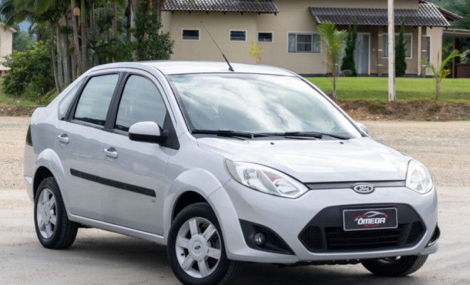 Ford Fiesta Sedan 1.6 Flex Mec. 2014 Flex-2