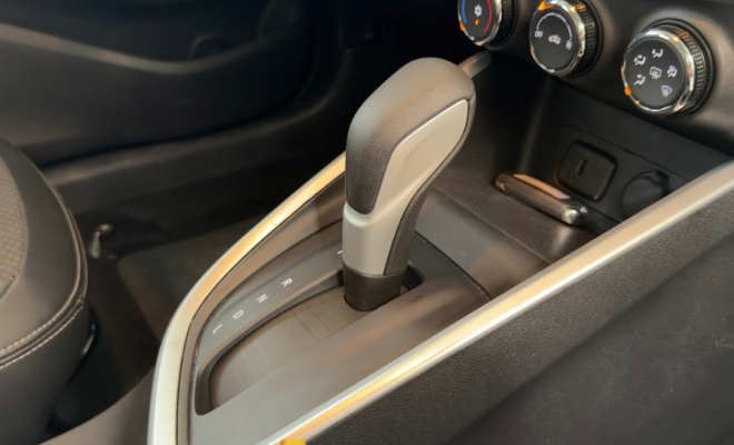 GM - Chevrolet ONIX SEDAN Plus LTZ 1.0 12V TB Flex Aut. 2025 Flex-4