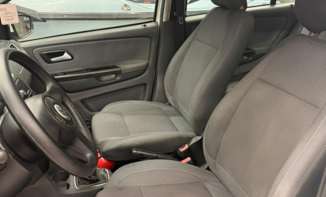 VW - VolksWagen Fox 1.6 Mi Total Flex 8V 5p 2012 Flex-6