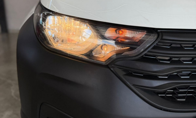 VW - VolksWagen Saveiro Robust 1.6 Total Flex 16V  2024 Flex-1