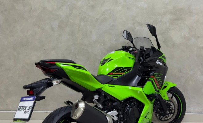 KAWASAKI NINJA 400 2024 Gasolina-1