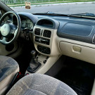 Clio Sedan 1.6 Privilège - 2005-7